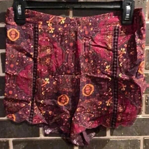 Maroon Short